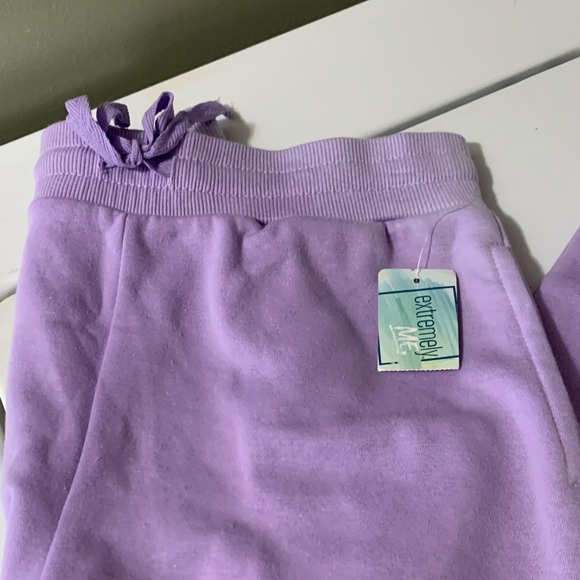 Extremely Me Lavender Girls Sweatpants NWT - Picture 8 of 12